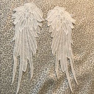 Angel wings